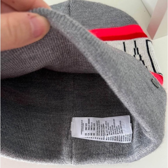 American Eagle Canada Winter Hat Beanie One size Adult - Picture 4 of 4